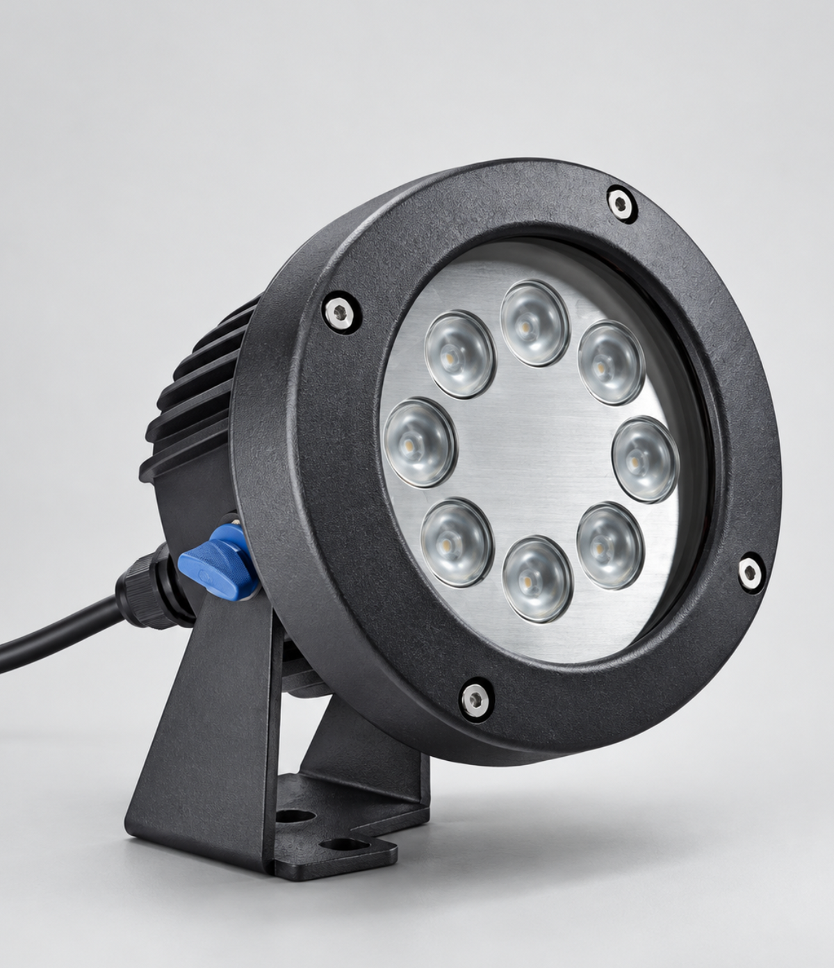 OASE LunAqua Power LED XL Wide Flood – leistungsstarker LED-Scheinwerfer für eine breite und gleichmäßige Ausleuchtung über und unter Wasser.