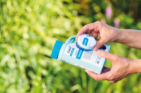 Anwendung von Oase AquaActiv OxyPlus 500 ml – Dosierung der Sauerstoff-Soforthilfe im Gartenteich