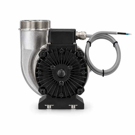 FlowFriend Pumpe Elektromotor Rückansicht Motorkühlung Anschlusskabel Edelstahl Volutengehäuse Kreiselpumpe Pumpentechnik Wassertechnik Teichbau Aquakultur Industrie Energieeffizienz Gewindeanschluss Produktfoto Weißhintergrund