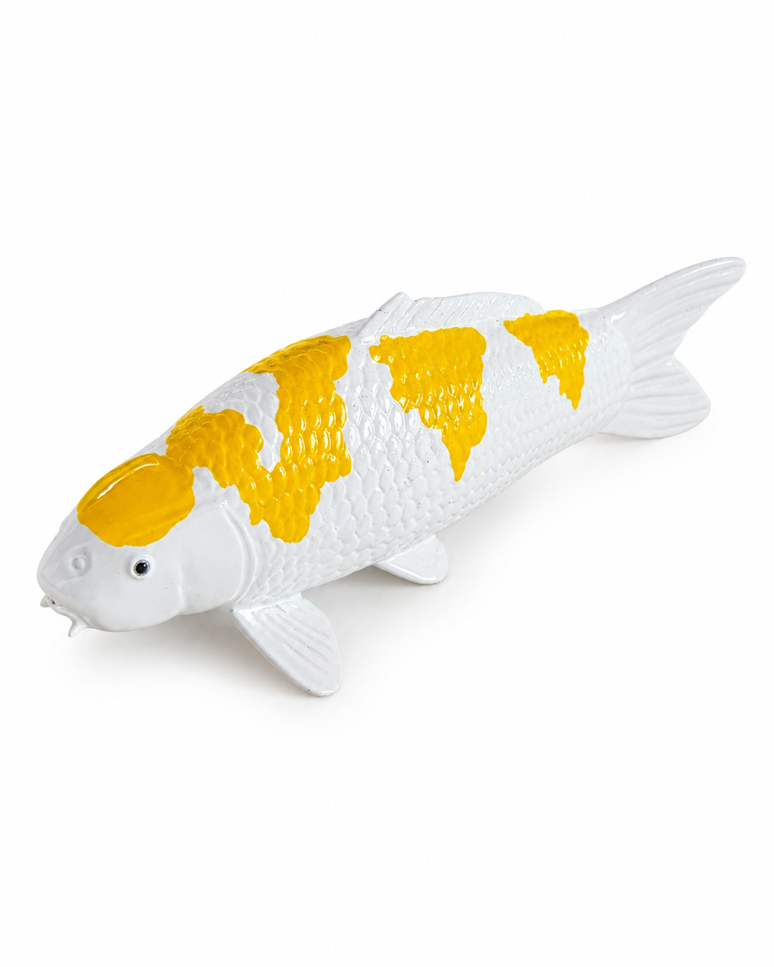Handbemalte Hariwake Koi-Figur in Seitenansicht mit weißer Grundfarbe und leuchtend gelber Zeichnung Koi Figur Deko Fischfigur 