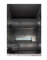 Innenansicht des OASE ProfiClear Premium Trommelfilter-Moduls mit zwei Filtertrommeln und Spülrohr für die automatische mechanische Vorfilterung von Koiteichen.