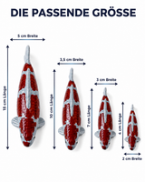 Größenvergleich einer handbemalten Koi-Figur in 15 cm, 10 cm, 7 cm und 4 cm mit Angabe der jeweiligen Länge und Breite